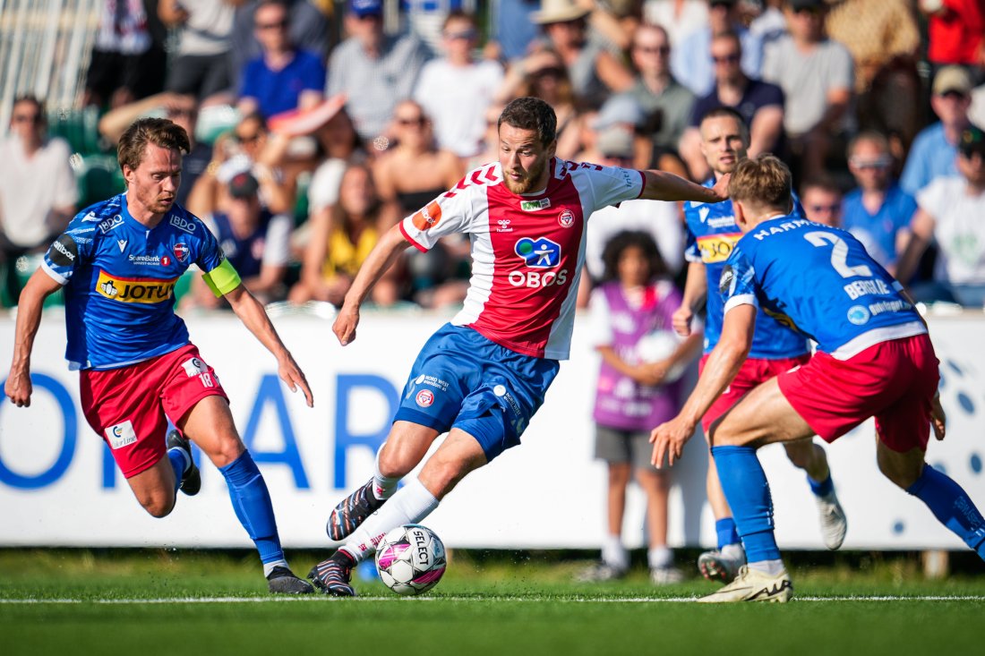 Johannes Hummelvoll Nuñez i aksjon mot Sandefjord på KFUM Arena. Foto: Beate Oma Dahle / NTB